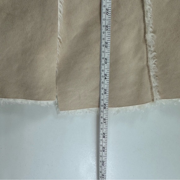 Karen Kane Ivory Open Front Vest Jacket Faux Suede Fur Woman's Large - Picture 8 of 8